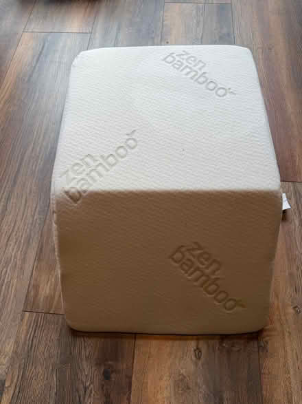 Photo of free Elevating leg pillow (Goldsworth Park Woking) #2
