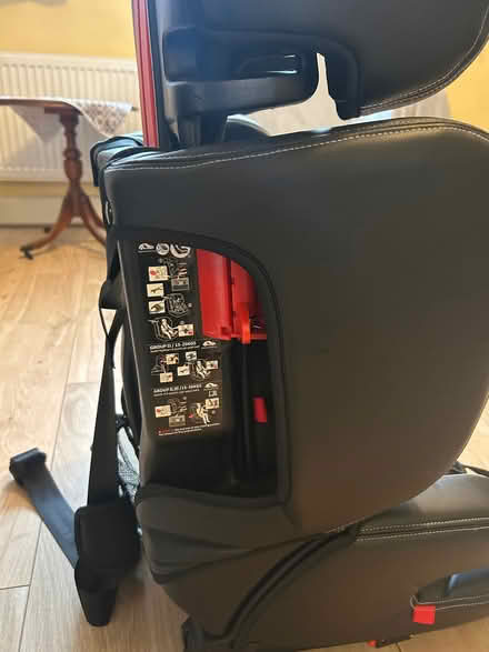 Photo of free Child care seat Hudson Cozy N Safe (Iver UB8) #3