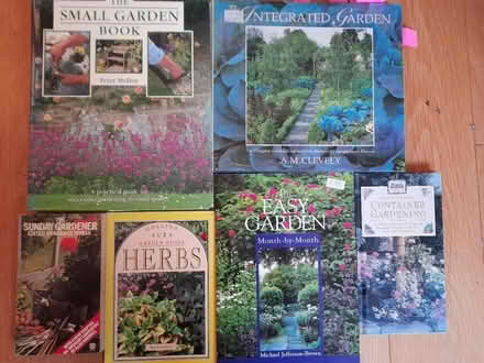 Photo of free 6 gardening books (Kingsway) #1