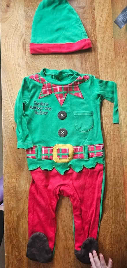 Photo of free Christmas Baby Grows (SW16 (streatham common)) #3