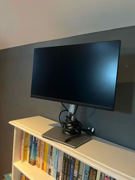 Photo of free Dell Screen (Chesham HP5) #1