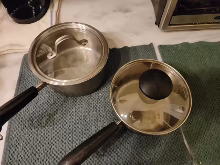 Photo of free Two quality saucepans (Midtown/Boulevard Park) #2