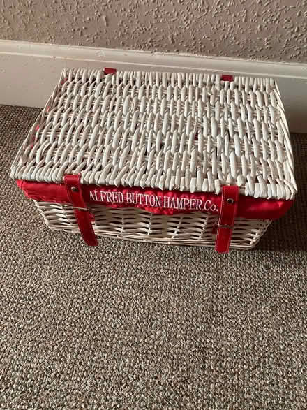 Photo of free Wicker Hamper (CT9) #1