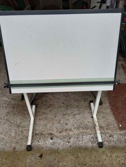 Photo of free Draughtsman's easel (Budlett's Common TN22) #1