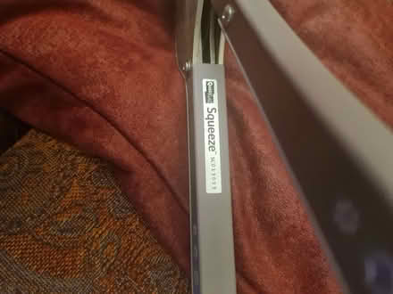 Photo of free QuickKutz squeeze manual embossing tool. (Chatham ME5) #4