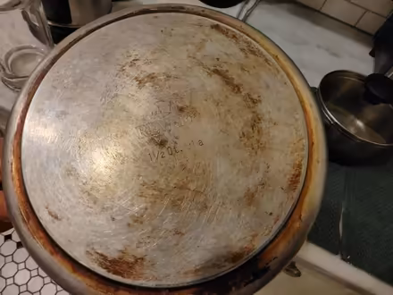 Photo of free Two quality saucepans (Midtown/Boulevard Park) #3
