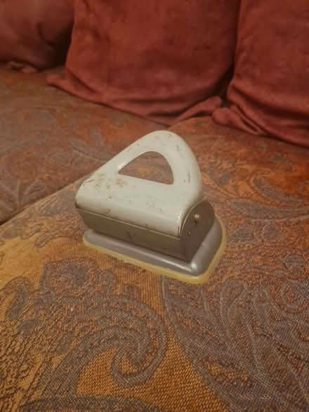 Photo of free Velos vintage double paper punch. (Chatham ME5) #1