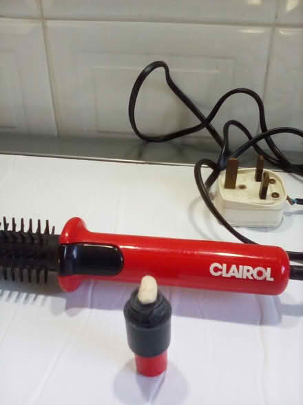 Photo of Clairol / Remington hot brush (Shipley, BD18) #1