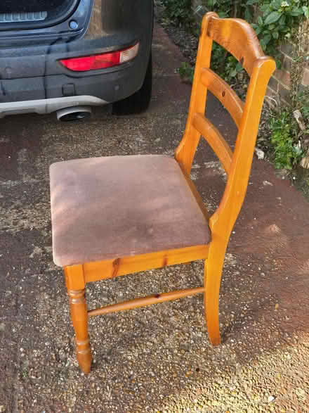 Photo of free Dining set (Meads BN20) #2