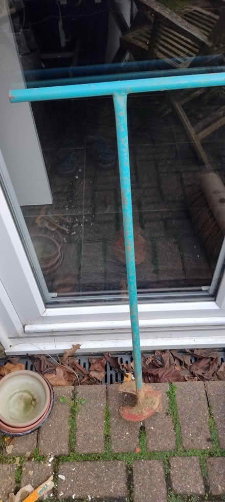 Photo of free Auger (st. albans, al4) #1