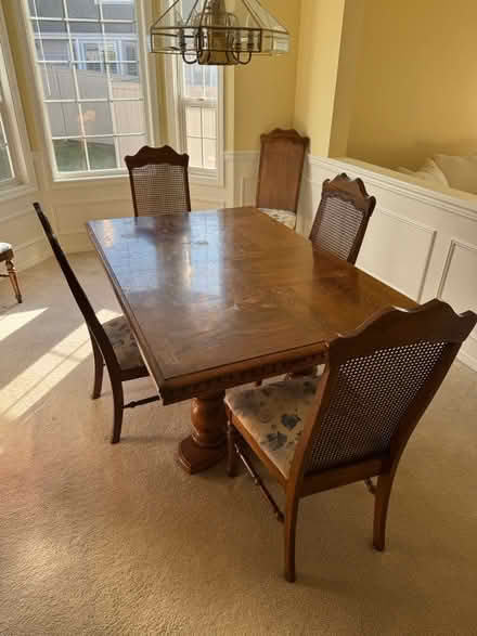 Photo of free Dining room table and 6 chairs (Kent WA) #2