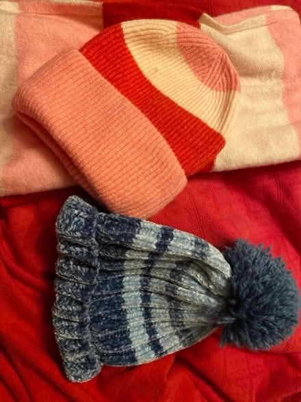 Photo of free Woolly Hats and Scarf (CT11) #1