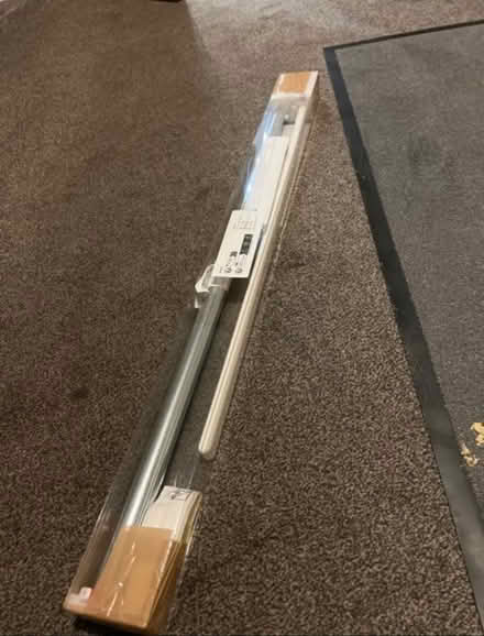 Photo of free Ikea Fridays blind frame (Welling) (Welling (DA16)) #2