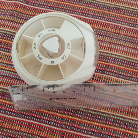 Photo of free Small tablet dispenser (DE21) #1
