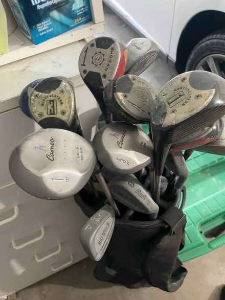 Photo of free miscellaneous men’s golf clubs (Cr. Valley & golden lantern) #2