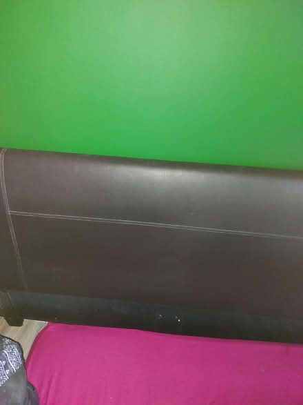 Photo of free King size head board (Greaves LA1) #2