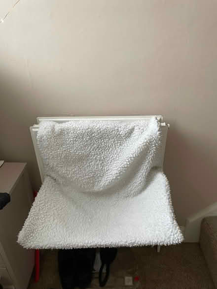 Photo of free Cat radiator bed. (Keyworth NG12) #1