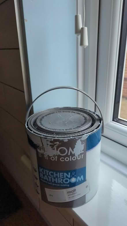 Photo of free 2.5 litres paint (Kenilworth CV8) #1