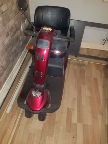 Photo of free Mobility scooter - not working (Broadfield BB5) #1