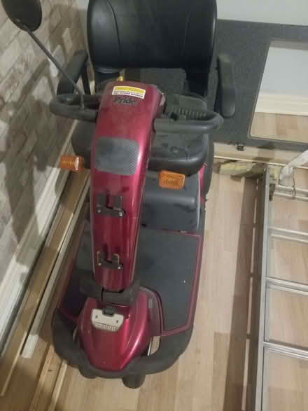 Photo of free Mobility scooter - not working (Broadfield BB5) #2
