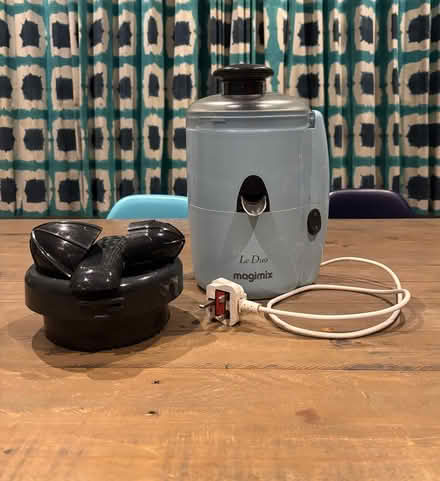 Photo of free Magimix Le Duo juicer (Horsham RH13) #1