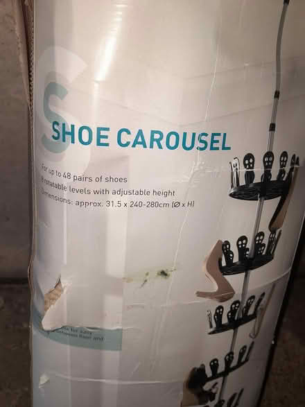 Photo of free Shoe carrousel (Hemel Hempstead) #3