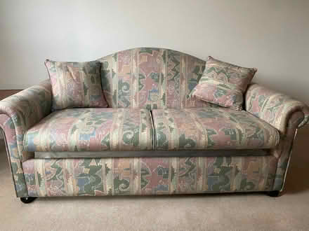 Photo of free Bed settee. Good as new (Gargrave Skipton BD23) #1