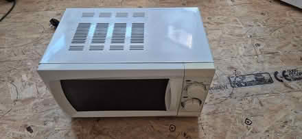 Photo of free Microwave (W7, Grosvenor Road) #1