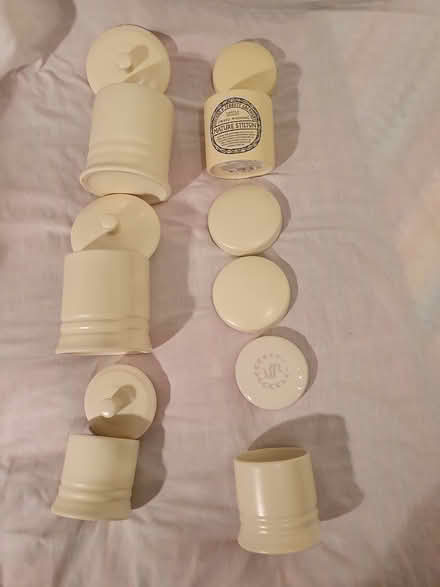 Photo of free Cream coloured jars (LL69 Penysarn) #1