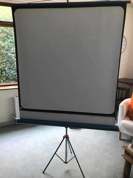 Photo of free Projector screen (Garstang PR3) #1