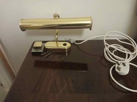 Photo of free Wall light for picture focus (University Area RG1) #1