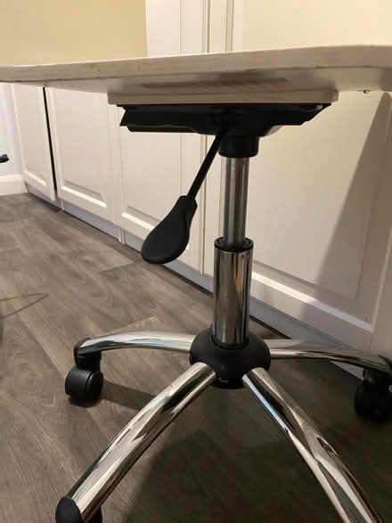 Photo of free Chair (Kennington) #2