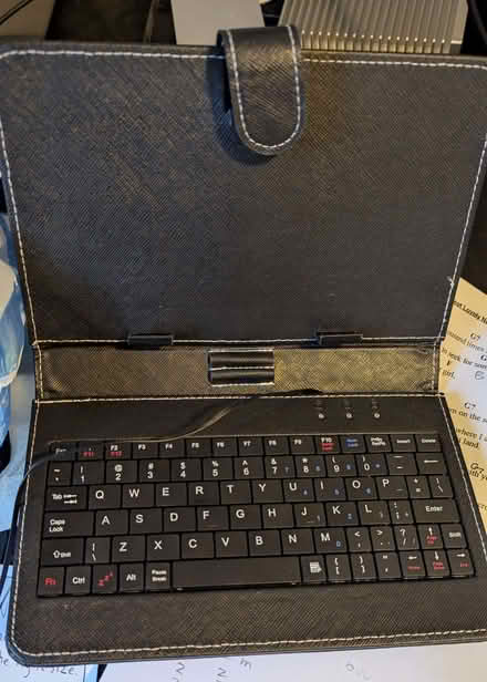 Photo of free Tablet Keyboard Case (Bog Gate TW10) #1