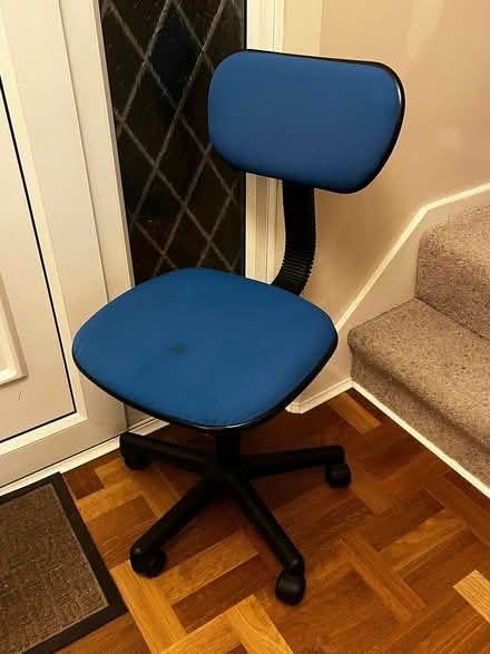 Photo of free office chair (Kirkstall LS6) #1