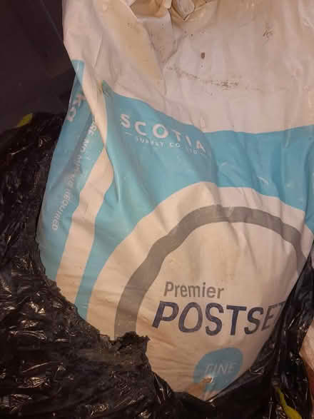 Photo of free 2 and half bags of concrete (Hemel Hempstead) #2