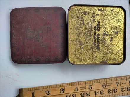 Photo of free Vintage tin with hinged lid (Henleaze Ward BS9) #4