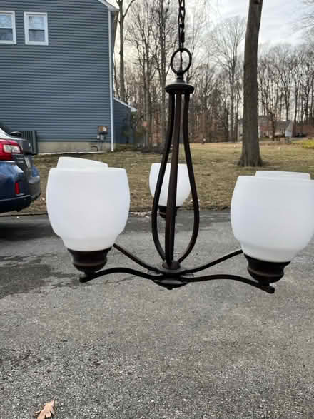 Photo of free Light fixture (Exton) #1