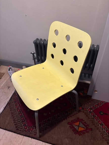 Photo of free Yellow chair (Lewes nevill) #1