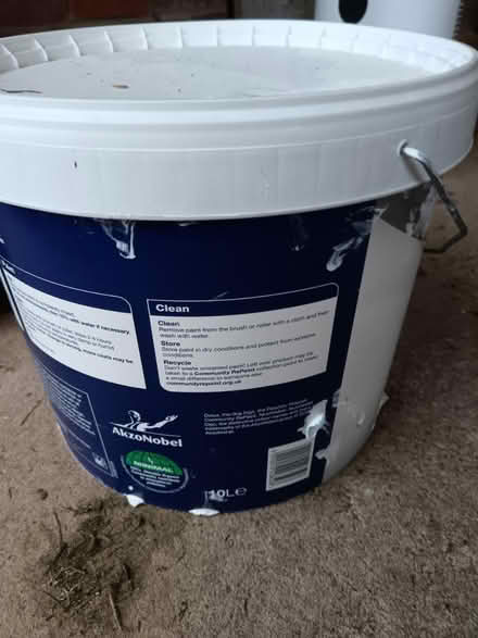 Photo of free Dulux pure brilliant white paint (OX14) #3
