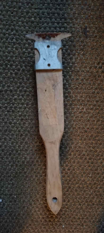 Photo of free Wire brush (Upper Wellsway) #2
