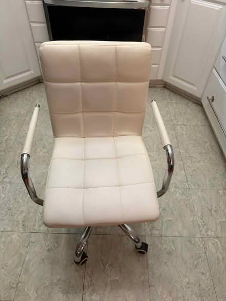Photo of free White chair (Belford) #2
