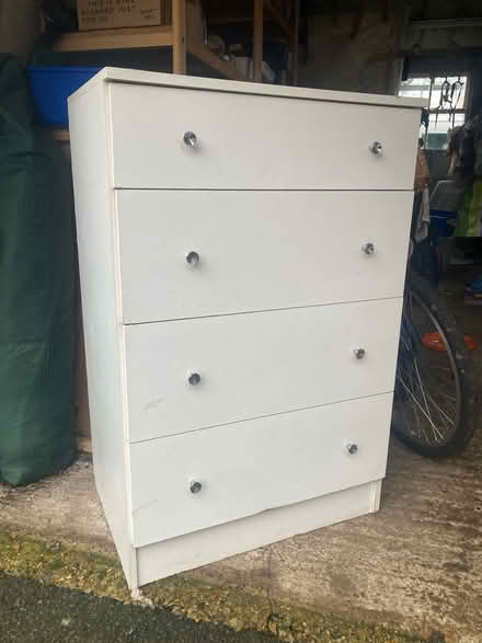 Photo of free Chest of drawers (Byfleet) #1