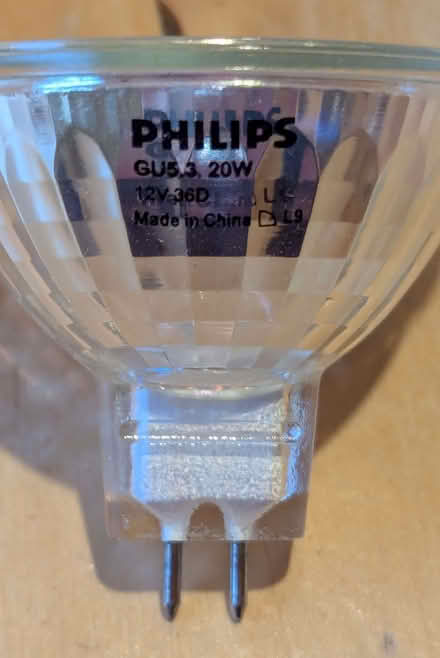 Photo of free 6 X 20w 12v dichroic light bulbs Incandescent (Dean Court OX2) #2