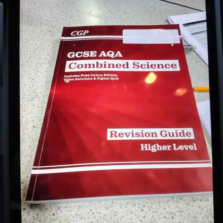 Photo of CGP science (GCSE) (TN4) #1