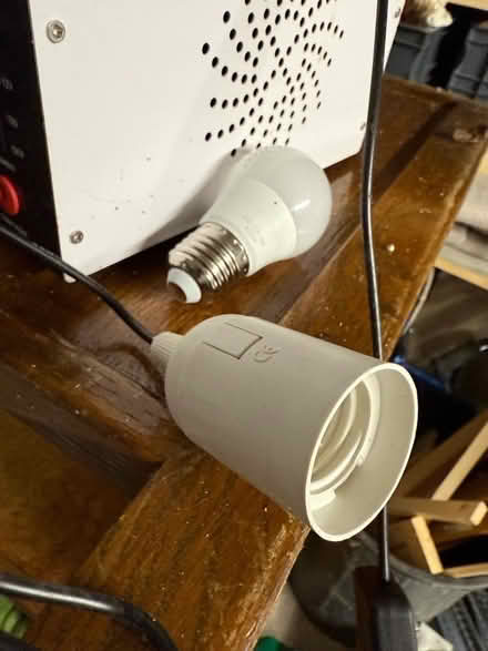 Photo of free 15watt off grid solar lighting system (no solar panel) (Middleyard GL5) #4