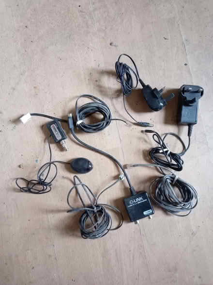 Photo of free Cables (Reading West RG1) #1