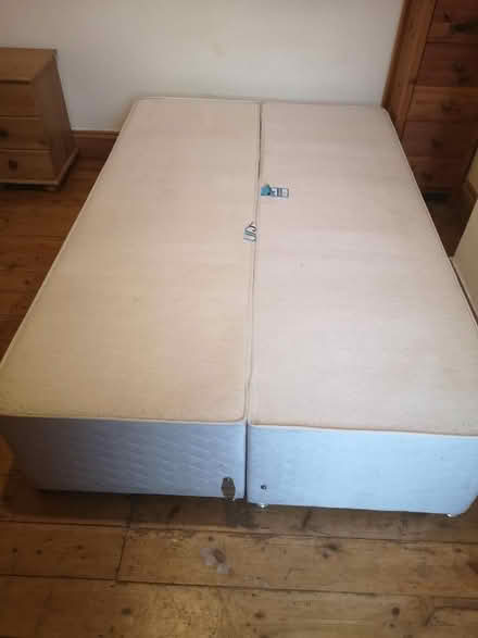 Photo of free Double (4 foot) divan bed with drawers (Temple Cowley OX4) #1
