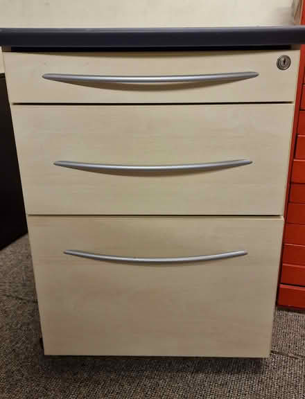 Photo of free 2 Drawer filing cabinet (Hackney E5) #1