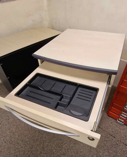 Photo of free 2 Drawer filing cabinet (Hackney E5) #2