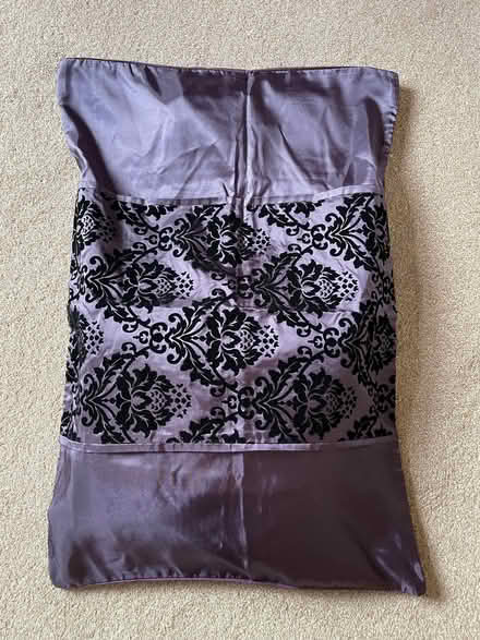 Photo of free King Duvet Cover (Elmstead BR7) #1